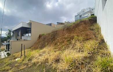 Imagem 4: Lote/Terreno para venda com 360 metros quadrados no Condomínio Via do...