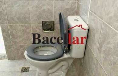 Imagem 16: DUAS CASAS REFORMADAS MARAVILHOSO QUINTAL PISCINA E CHURRASQUEIRA