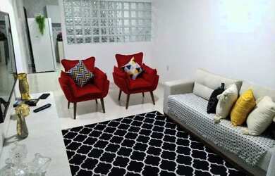 Imagem: A casa à venda possui 3 Dormitórios, 2 Banheiros e 1 Vaga