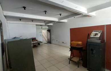 Imagem: A kitnet possui 1 Dormitório, 1 Banheiro, 42m² de Área e