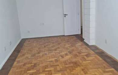 Imagem: O apartamento possui 3 Dormitórios, 3 Banheiros, 105m² de