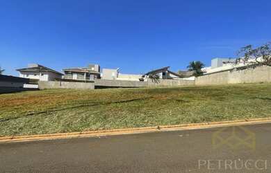 Imagem: O terreno possui 390m² de Área e está localizado em Parque