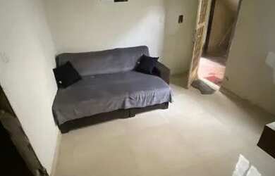 Imagem: O apartamento possui 2 Dormitórios e 1 Banheiro e está localizado