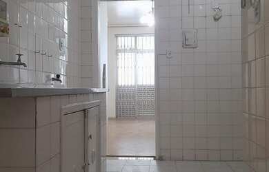 Imagem 8: BARRA - 3/4, 1 suíte, varanda, nascente, dependência completa. Área 98 m. valor R$ 410.00