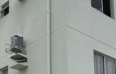 Imagem: O apartamento possui 3 Dormitórios, 1 Banheiro, 1 Vaga na garagem