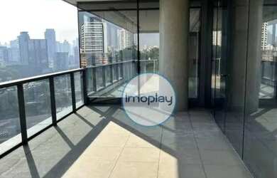 Imagem: O depósito possui 3 Vagas na garagem, 706m² de Área e está