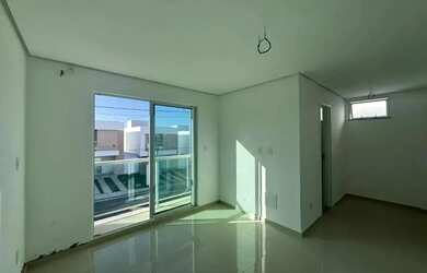 Imagem: A casa em condomínio possui 3 Dormitórios, 3 Banheiros, 2