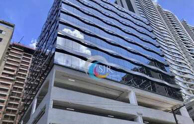 Imagem: O depósito possui 5 Vagas na garagem, 420-0m² de Área e está