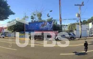 Imagem: O terreno à venda possui 1100m² de Área e está localizado