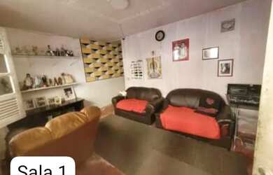 Imagem: A casa possui 2 Dormitórios, 2 Banheiros, 116m² de Área e