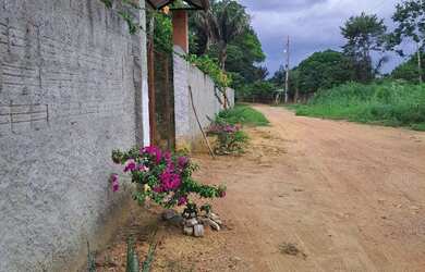 Imagem: A chácara possui 3000m² de Área e está localizado em Centro