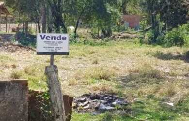 Imagem: A chácara possui 2.000m² de Área e está localizado em Centro