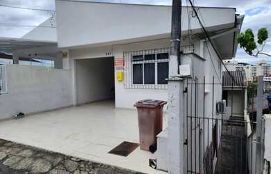 Imagem: O apartamento possui 1 Dormitório, 1 Banheiro, 35m² de Área