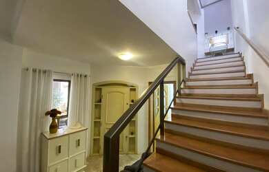 Imagem 15: SOBRADO COM PISCINA À VENDA NO JARDIM NOVA BARONEZA EM ARAPONGAS