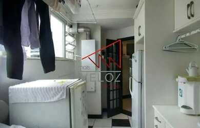 Imagem: O depósito possui 2 Vagas na garagem e 222m² de Área e está