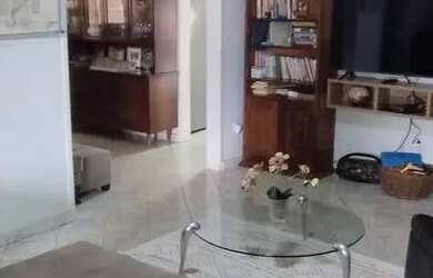 Imagem 10: Casa Térrea sozinha no lote 4 quartos com suite quintal Casa de Rua com...