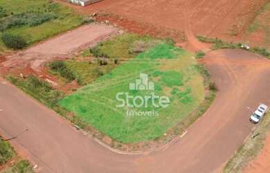 Imagem: O terreno possui 1.429m² de Área e está localizado em Loteamento