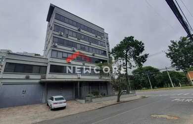 Imagem: O depósito possui 2 Vagas na garagem, 59m² de Área e está