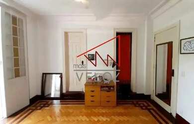 Imagem: O apartamento à venda possui 3 Dormitórios, 2 Banheiros e