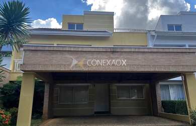 Imagem: A casa em condomínio possui 5 Dormitórios, 5 Banheiros, 5