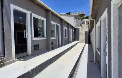 Imagem: A casa possui 1 Dormitório, 1 Banheiro, 25m² de Área e está