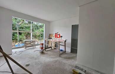 Imagem 10: Casa Duplex no Vivenda com 03 suítes em fase final de construção Espaço...