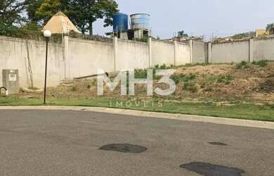 Imagem: O terreno possui 380m² de Área e está localizado em Parque