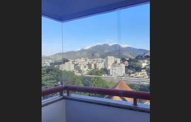 Imagem: O apartamento na cobertura possui 4 Dormitórios, 3 Banheiros