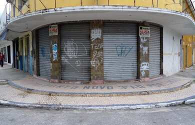 Imagem: O depósito possui 140m² de Área e está localizado em Porto