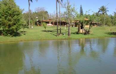 Imagem: A chácara está localizado em Bela Vista de Goiás, GO à venda