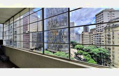 Imagem: O apartamento possui 2 Dormitórios, 2 Banheiros, 186m² de