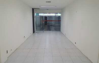 Imagem 2: Galeria para venda com 29 metros quadrados em Copacabana - Rio de Janeiro...