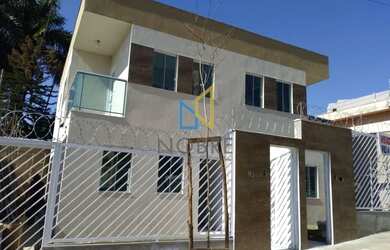 Imagem: A casa possui 2 Dormitórios, 1 Banheiro, 1 Vaga na garagem