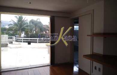 Imagem 8: Mansão em condomínio de luxo na Barra da Tijuca