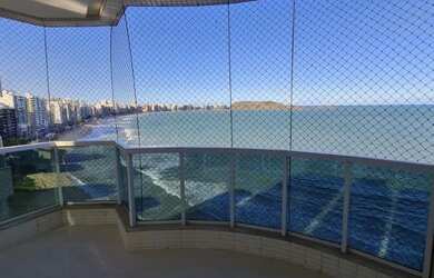 Imagem: O apartamento possui 3 Dormitórios, Acomodam 10 pessoas, 2