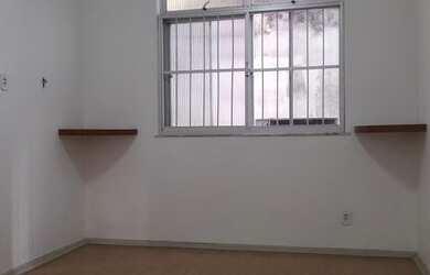 Imagem 5: BARRA - 3/4, 1 suíte, varanda, nascente, dependência completa. Área 98 m. valor R$ 410.00