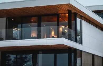 Imagem: A casa em condomínio possui 5 Dormitórios, 5 Banheiros, 5