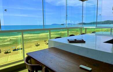 Imagem 8: Exclusivo apartamento de alto padrão com vista deslumbrante para o mar