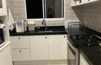 Imagem: A casa em condomínio possui 3 Dormitórios, 2 Banheiros, 1