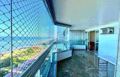 Imagem: O apartamento possui 3 Dormitórios, 3 Banheiros, 2 Vagas na