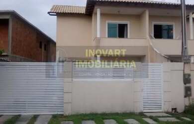 Imagem: A casa possui 3 Dormitórios, 1 Banheiro, 3 Vagas na garagem