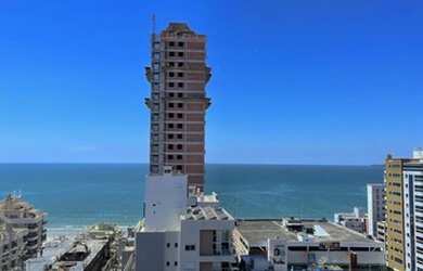 Imagem: O apartamento possui 4 Dormitórios, 5 Banheiros, 2 Vagas na