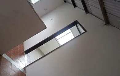 Imagem: A casa possui 2 Dormitórios, 1 Banheiro e está localizado