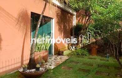 Imagem: O depósito possui 1 Vaga na garagem e 285m² de Área e está