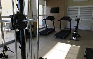 Imagem: A kitnet possui 1 Dormitório, 1 Banheiro, 1 Vaga na garagem