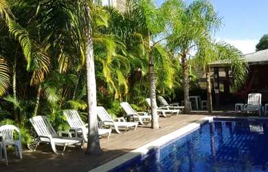 Imagem: A casa possui 5 Dormitórios, 5 Banheiros, 5 Vagas na garagem