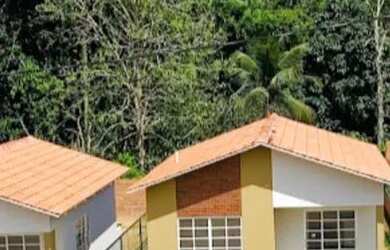 Imagem: A casa em condomínio possui 2 Dormitórios e está localizado