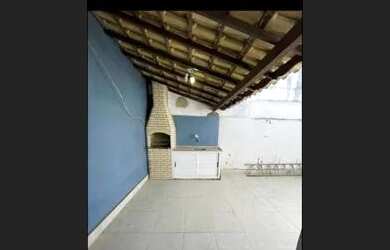 Imagem: A casa possui 2 Dormitórios, 1 Banheiro, 4 Vagas na garagem