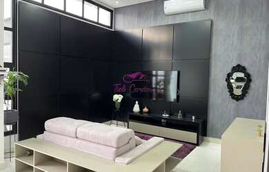 Imagem: A casa em condomínio possui 3 Dormitórios, 2 Banheiros, 2