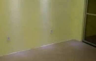 Imagem: A casa possui 2 Dormitórios, 1 Banheiro, 80m² de Área e